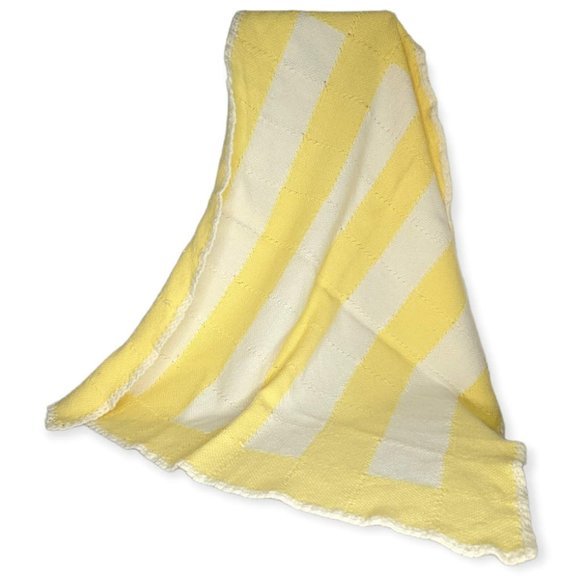 Vintage Yellow & White Knit Blanket